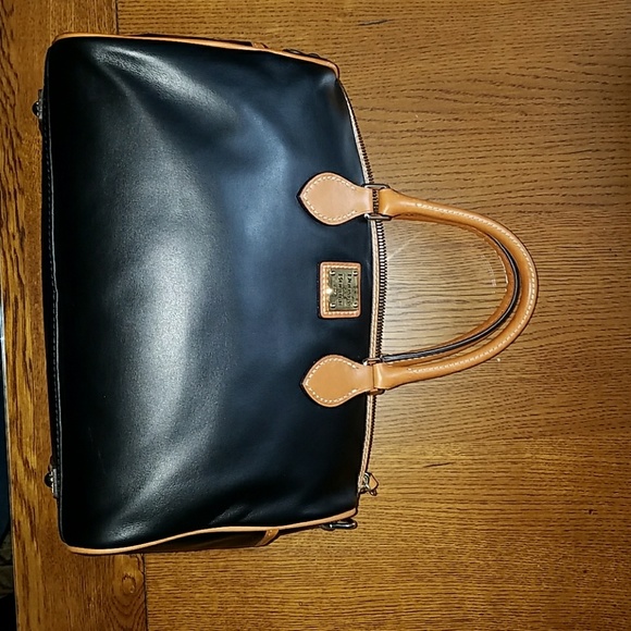 dooney & bourke side pocket satchel